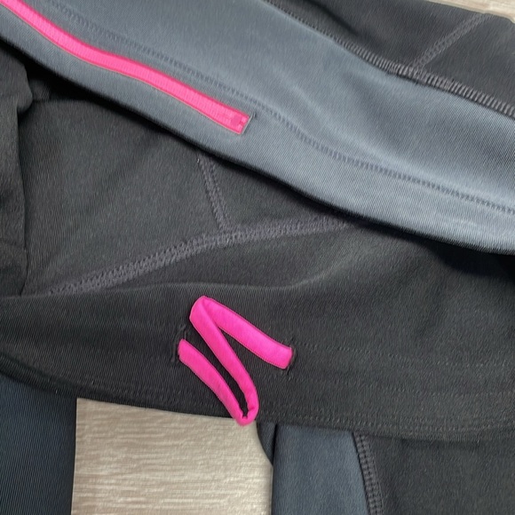 NWOT Mondetta Padded Cycling Biking Shorts Pocket L - Picture 10 of 14